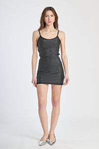 Vestito nero bodycon, classico e sofisticato