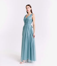 Abito lungo salvia senza maniche, ideale per eventi formali e bridal party